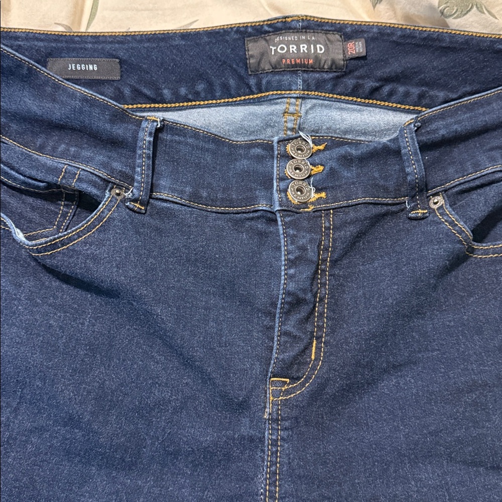 Torrid High‎ Rise Dark Blue Jeans - Picture 7 of 8
